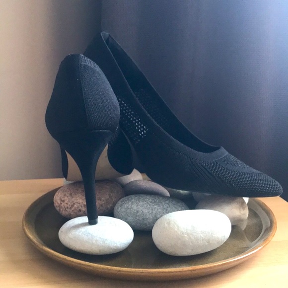 2/25$ NWOT High Heels - Picture 3 of 3